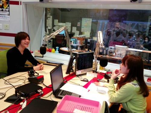 放送前から話が盛り上がる！とても気さくです、落合さん♪